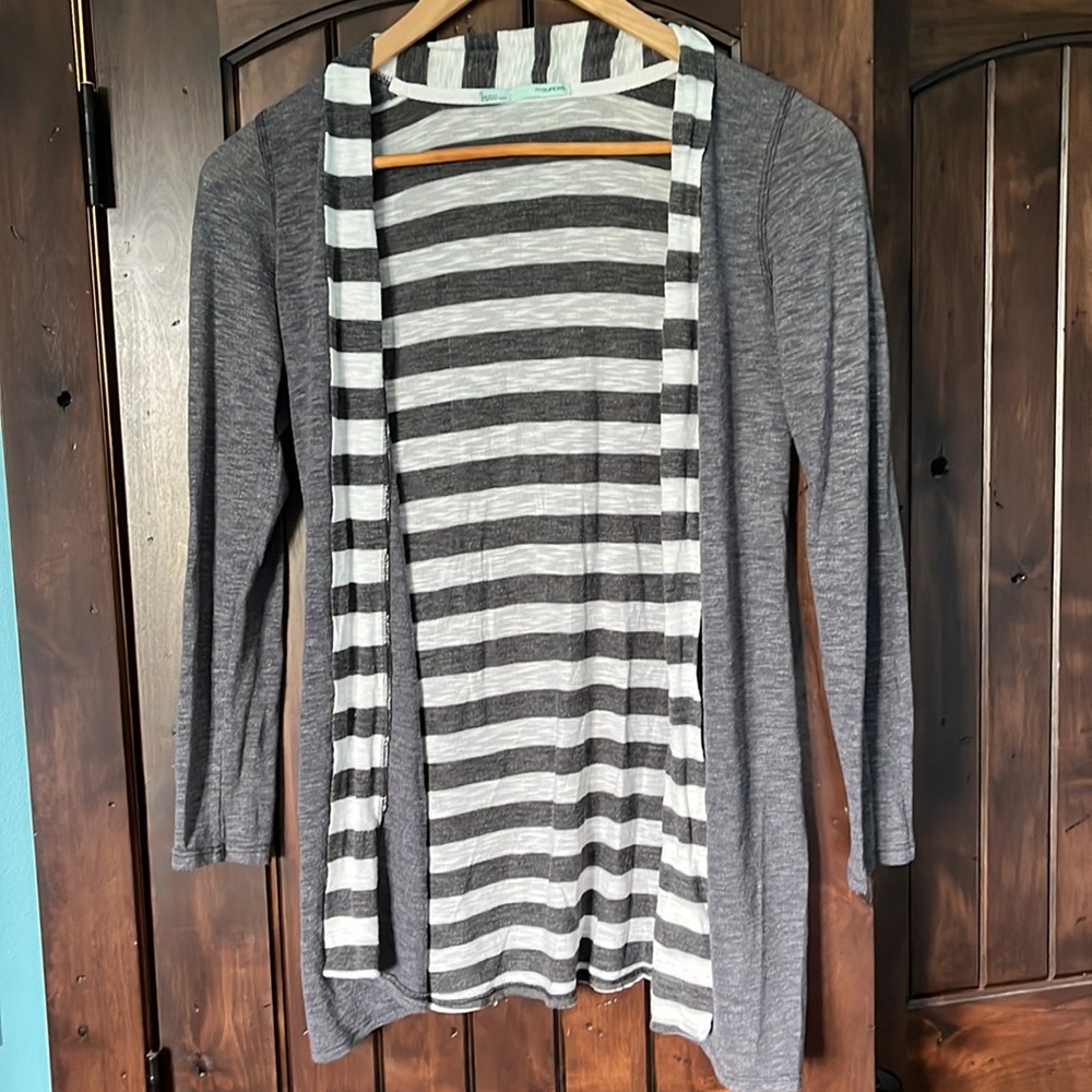Maurices Grey and White Cardigan
